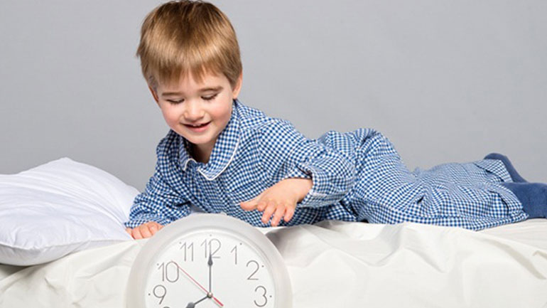 Για ποιους λόγους τα παιδιά πρέπει να κοιμούνται νωρίς το βράδυ
