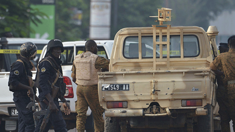 Μπουρκίνα Φάσο: Δεκάδες τραυματίες και 37 νεκροί από επίθεση ενόπλων σε εργάτες καναδικού χρυσωρυχείου