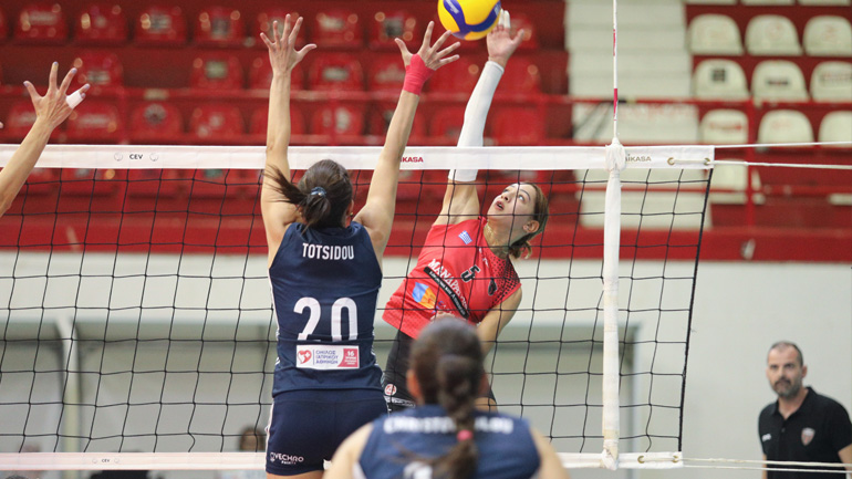 Challenge Cup Γυναικών: Βήμα πρόκρισης ο Ολυμπιακός, 3-0 τον Πορφύρα