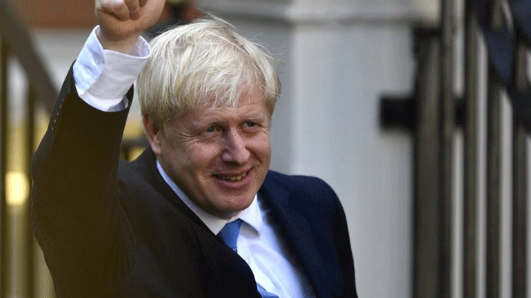 Μπόρις Τζόνσον: Αν δεν υλοποιήσουμε το Brexit θα αντιμετωπίσουμε το «σόου τρόμου» του Κόρμπιν