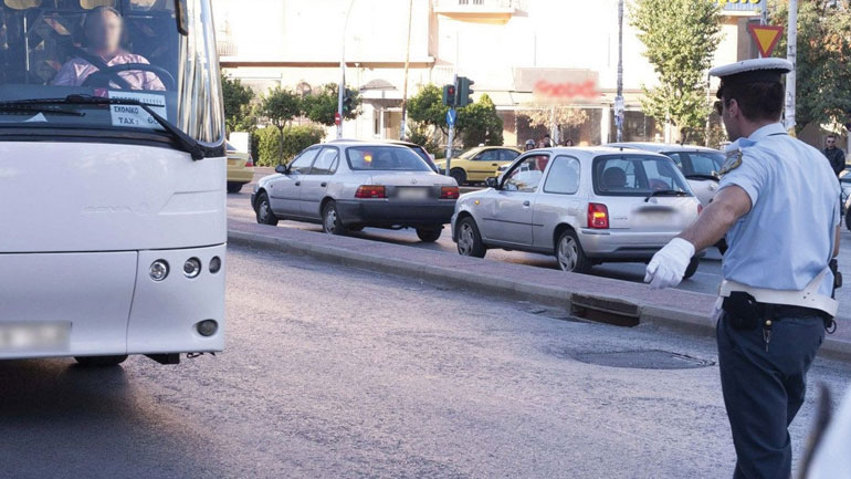 Άνοιξε το ρεύμα της λεωφόρου Αλεξάνδρας