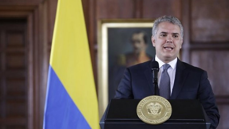 Κολομβία: Ο πρόεδρος Ντούκε έκανε δεκτή την παραίτηση του υπουργού Άμυνας