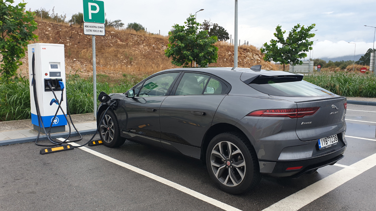 Κίνητρα θα υπάρξουν μόνο για τα ηλεκτρικά οχήματα… Κίνητρα θα υπάρξουν μόνο για τα ηλεκτρικά οχήματα…