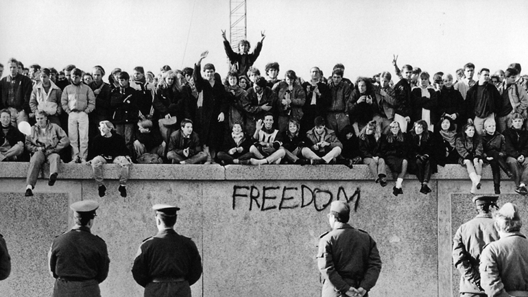 Τριάντα χρόνια από την πτώση του Τείχους