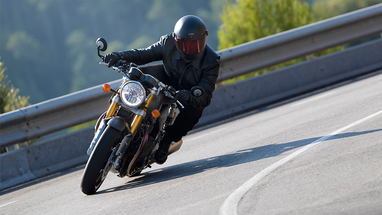 Triumph Thruxton RS 2020: Το σωστό Cafe Racer, σωστότερο