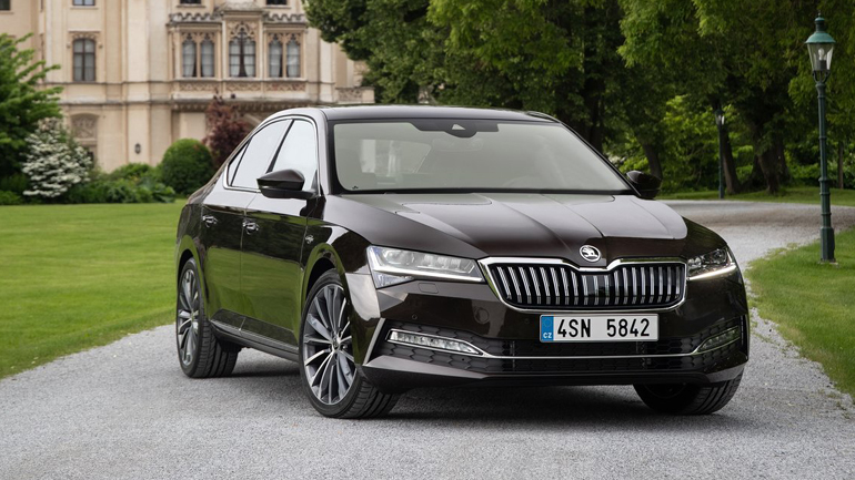 Οι τιμές του νέου Skoda Superb