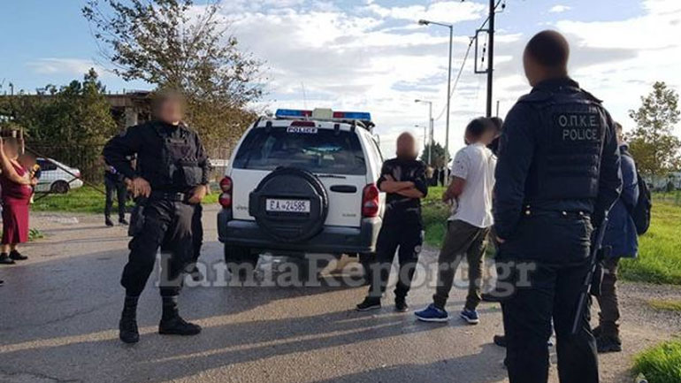 Λαμία:Έφοδος της αστυνομίας στον καταυλισμό των Ρομά στην Ανθήλη