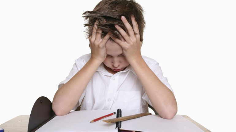 Τα προβλήματα στην ομιλία στα παιδιά μπορεί να οδηγήσουν σε μαθησιακές δυσκολίες