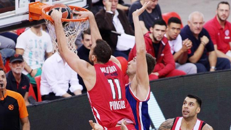 Euroleague: Ο Μιλουτίνοφ έκανε το καλύτερο κάρφωμα της βραδιάς!
