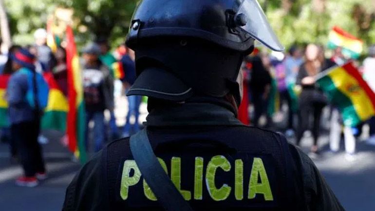 Βολιβία: Μονάδες της αστυνομίας στασίασαν σε τρεις πόλεις