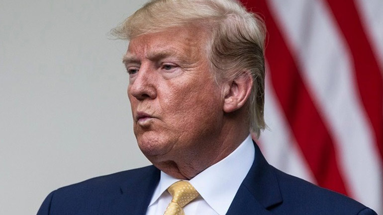 Τραμπ: Η ηλικία νόμιμης χρήσης του ηλεκτρονικού τσιγάρου θα αυξηθεί στα 21