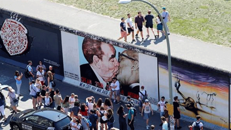 Αγγλοσαξονική στρατηγική «διαίρεσης» αντί για «κοινό σπίτι»