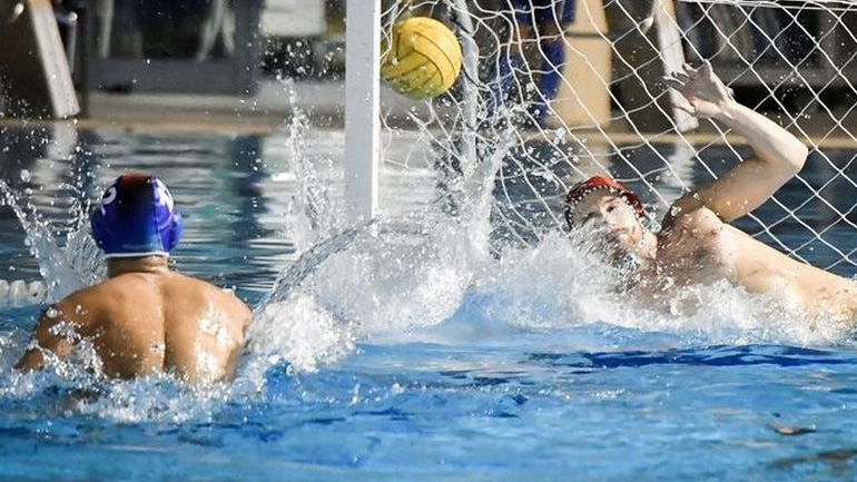 Πόλο: Οπαδοί του Παναθηναϊκού επιτέθηκαν στον διαιτητή του αγώνα με τον Πανιώνιο