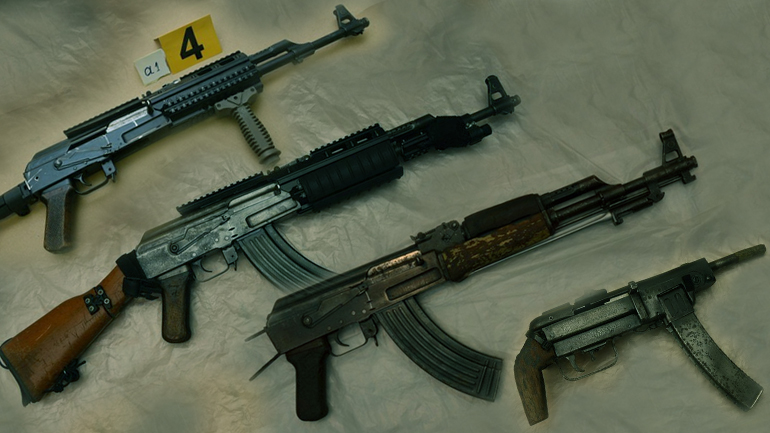 Τo Καλάσνικοφ – σφραγίδα της ένοπλης οργάνωσης Τo Καλάσνικοφ – σφραγίδα της ένοπλης οργάνωσης