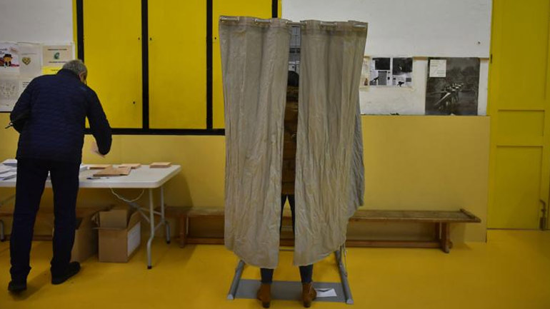 Ισπανία: Τρίτη μεγαλύτερη πολιτική δύναμη στο κοινοβούλιο η ακροδεξιά