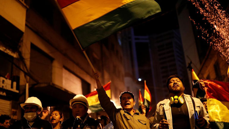 Επεισόδια σε περιοχές της Βολιβίας μετά την παραίτηση του Έβο Μοράλες