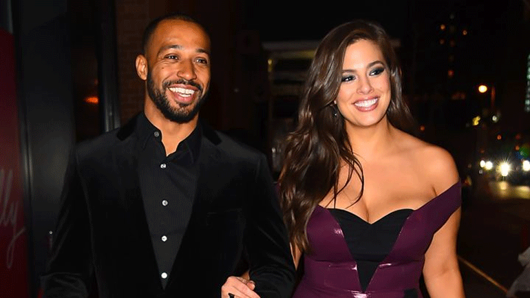 Ashley Graham: To απίστευτο δώρο που έκανε στους καλεσμένους της για το baby shower