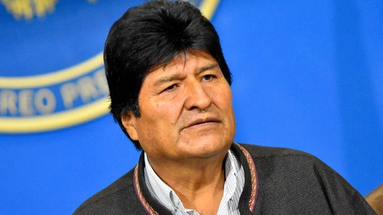 Μοράλες: Αδελφές και αδελφοί, αναχωρώ για το Μεξικό