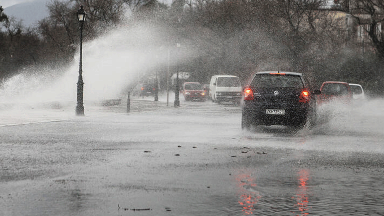 Η κακοκαιρία «Βικτώρια» πλήττει ήδη την Κέρκυρα