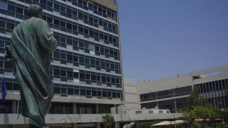 Κινητοποίηση φοιτητικών συλλόγων στην πρυτανεία του ΑΠΘ ενόψει του Πολυτεχνείου