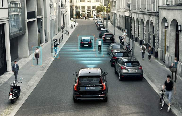 Τα μοντέλα της Volvo διαθέτουν κορυφαία συστήματα ασφαλείας που έχουν βοηθήσει σημαντικά στην μείωση των τροχαίων