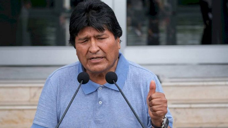 Ο Έβο Μοράλες καταγγέλλει την αναγνώριση της «de facto κυβέρνησης» από τις ΗΠΑ