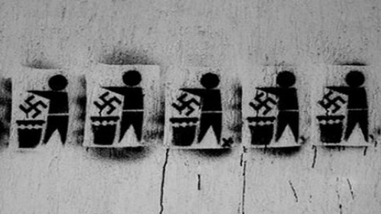 Φασίστα, έχεις I.Q. μπαρ-μπε-κιου