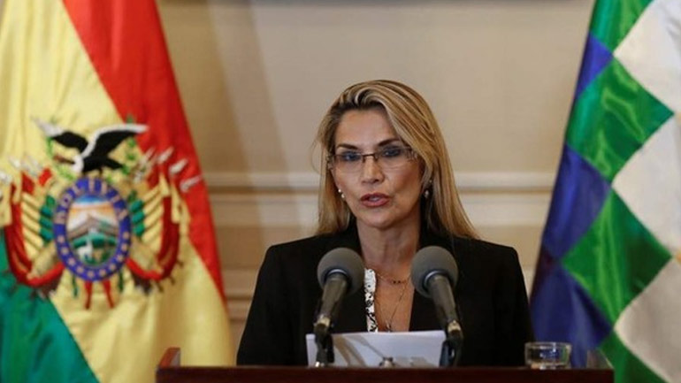 Οι ΗΠΑ αναγνωρίζουν την Τζανίνε Άνιες ως μεταβατική πρόεδρο της Βολιβίας