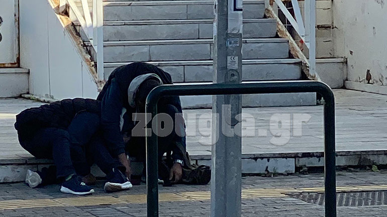 Χρήση ηρωίνης μπροστά στην είσοδο του Εφετείου Αθηνών, Πέμπτη 14 Νοεμβρίου 2019