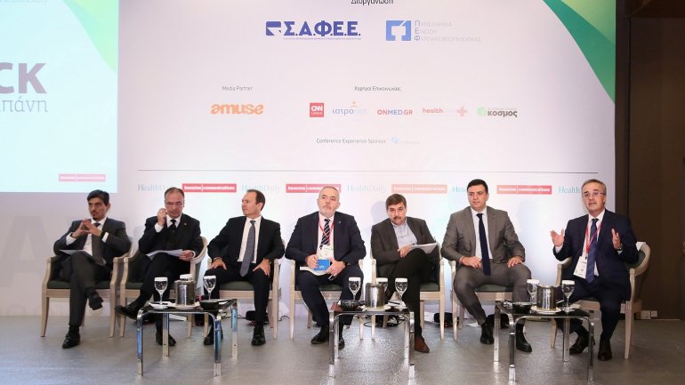 Yπερφορολόγηση και clawback οδηγούν σε κατάρρευση την ελληνική φαρμακοβιομηχανία και το σύστημα υγείας