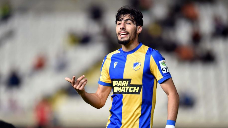 Στέλνουν τον Βούρο στην ΑΕΚ