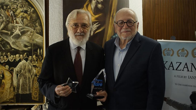 Διεθνής «υπόκλιση» στον Γιάννη Σμαραγδή