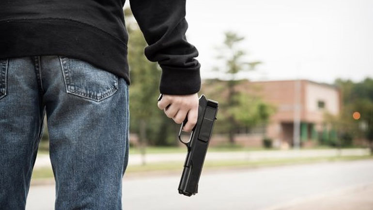 Ηράκλειο: Σε δίκη τον Απρίλιο ο μαθητής που απείλησε με όπλο συμμαθητή του