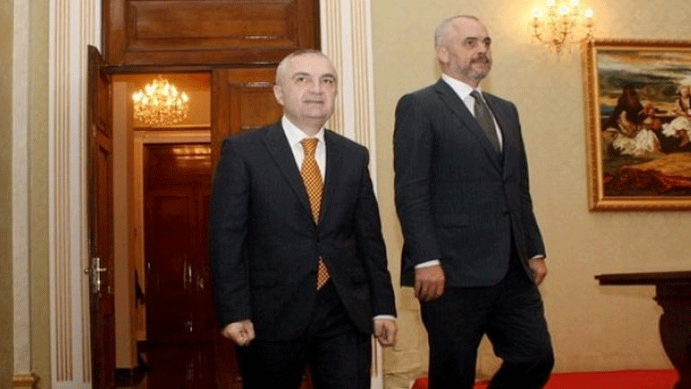 Κλιμακώνεται η πολιτική κρίση στην Αλβανία – Σφοδρή σύγκρουση μεταξύ Ράμα και Μέτα