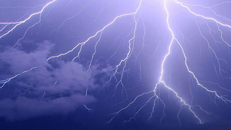 Πρωτοποριακό σύστημα προβλέπει πότε θα πέσει κεραυνός