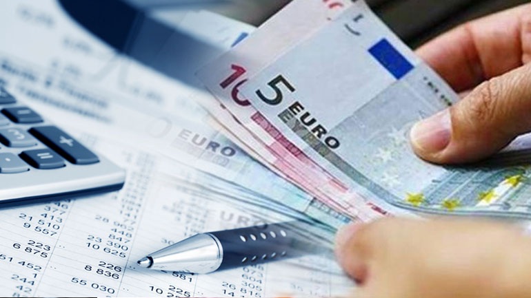 Κατά 2,6 δισ. ευρώ μειώθηκαν οι νέες ληξιπρόθεσμες οφειλές των νοικοκυριών