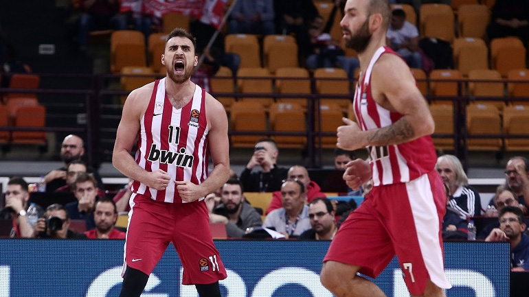 Επέστρεψε στις νίκες ο Ολυμπιακός, 83-74 τη Ζαλγκίρις Κάουνας