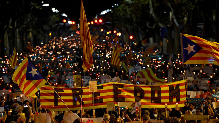 Ισπανία: Μεγάλες διαδηλώσεις υπέρ της απελευθέρωσης των πολιτικών ηγετών