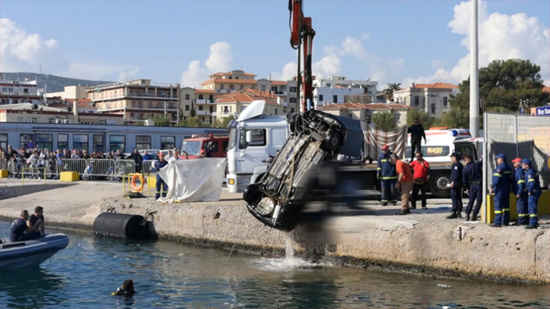 Βουτιά θανάτου από ΙΧ στο λιμάνι της Μυτιλήνης – Νεκρός ανασύρθηκε ο οδηγός 