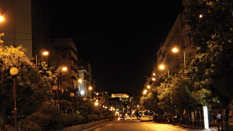 Άνοιξε η οδός Πατησίων στο ρεύμα προς Ομόνοια