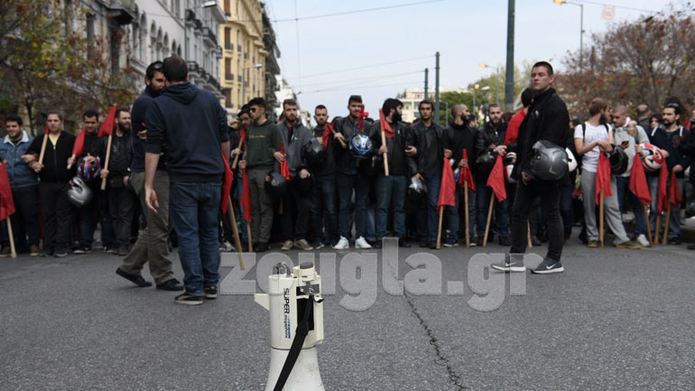 Κλείνουν οι δρόμοι στο κέντρο της Αθήνας – Αρχίζουν οι προσυγκεντρώσεις