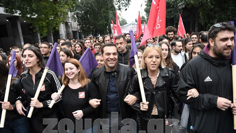 ΝΔ: «Τουρίστας και στις διαδηλώσεις»