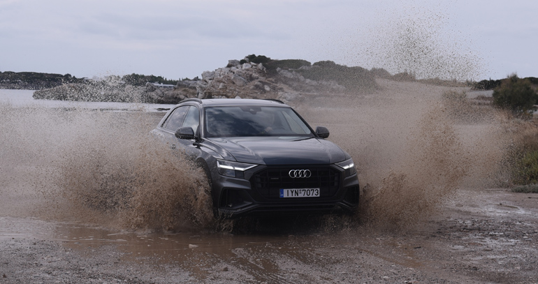 Ο καιρός αλλάζει... επιτέλους (στη φωτό το Audi Q8)