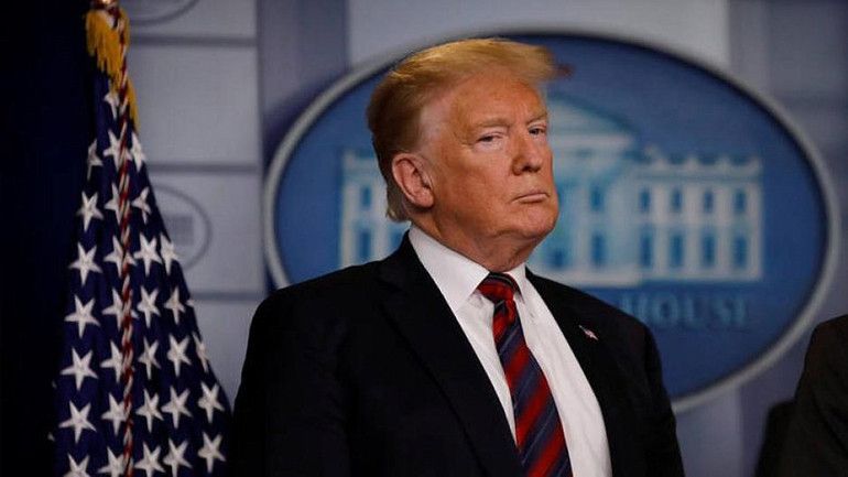 ΗΠΑ: Φραστική επίθεση του Τραμπ κατά μάρτυρα για την παραπομπή του