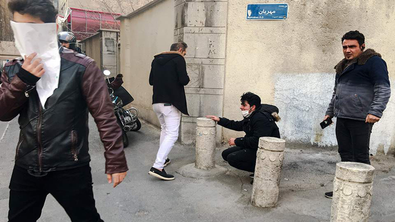 Εκτονώνονται οι διαδηλώσεις στο Ιράν – Δύο άτομα έχασαν τη ζωή τους