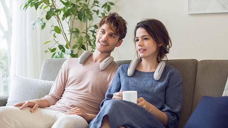 Το ηχείο της Sony για τον… λαιμό κυκλοφορεί στην Αμερική