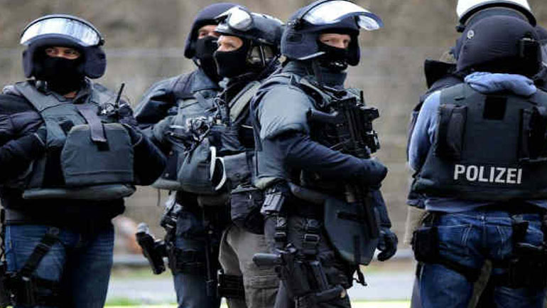 Γερμανία: Τέσσερις συλλήψεις υπόπτων για βομβιστική επίθεση