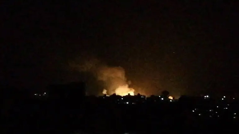 Ισραήλ: Ο στρατός εξαπέλυσε επιθέσεις εναντίον ιρανικών και συριακών θέσεων