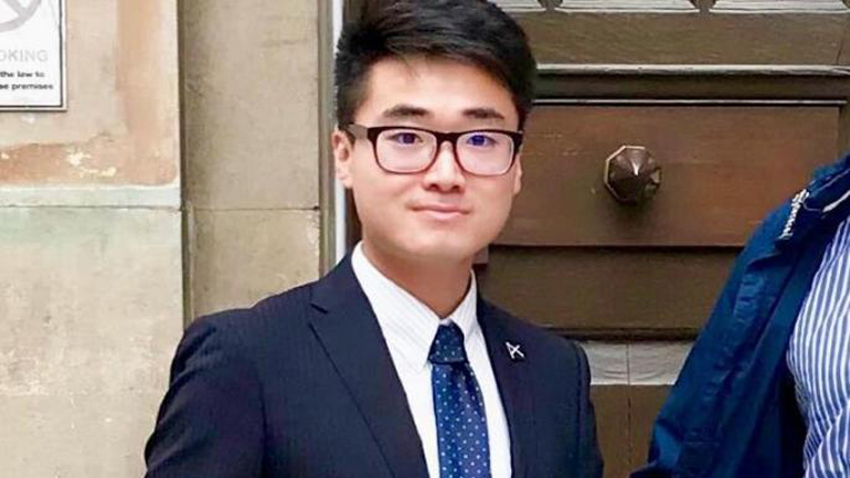 Χονγκ Κονγκ: Πρώην υπάλληλος του βρετανικού προξενείου καταγγέλλει ότι υπέστη βασανιστήρια