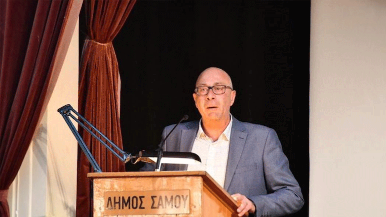 Απειλεί με παραίτηση ο δήμαρχος Σάμου μετά τις εξαγγελίες για το προσφυγικό